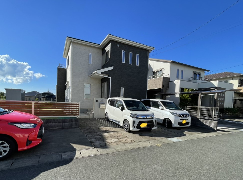 【田原町】2017年建築！きれいな4LDKの２階建て